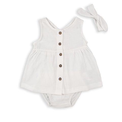 Conjunto Baby Bol 3 piezas: Vestido sin mangas con botones al frente, con calzoncito y accesorio para el cabello de algodón color blanco para niña