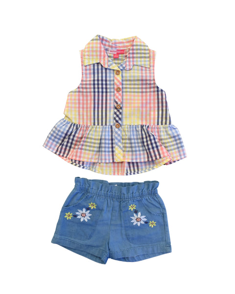 Conjunto Babyfair 2 piezas: blusa sin mangas con botones al frente y short multicolor para niña