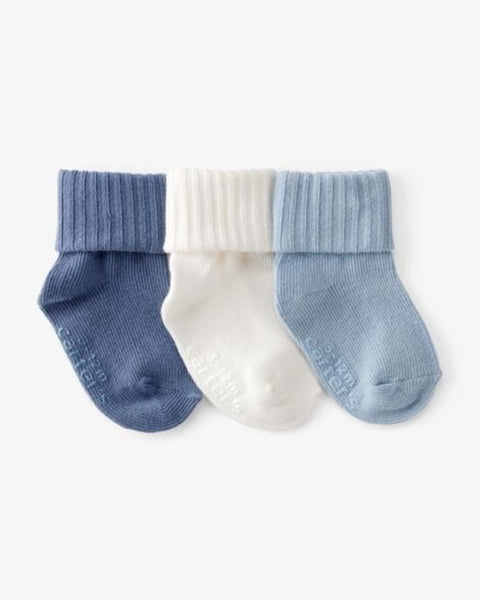 Set de 3 calcetines Carter's para bebé niño, azul oscuro, blanco y celeste, con antideslizante.