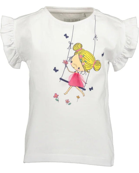 Blusa blanca Blue Seven para niña con estampado de niña en columpio y mariposas