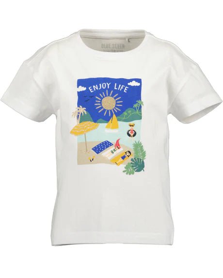 Blusa blanca Blue Seven para niña con estampado de playa "Enjoy Life" y personajes alegres.