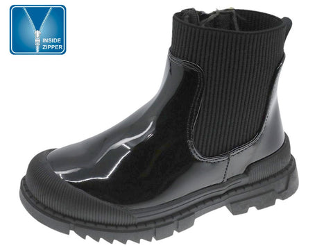 Bota Beppi negra de charol sintético con detalle de tejido elástico, zipper lateral y suela gruesa antideslizante para niños y niñas.