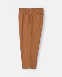 Pantalón café de bebé Carter's con cintura elástica y bolsillos, perfecto para la comodidad diaria.