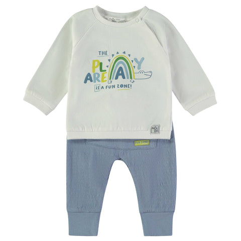 Conjunto de bebé Babybol Play Area con playera blanca estampado divertido y pantalón azul para niño.