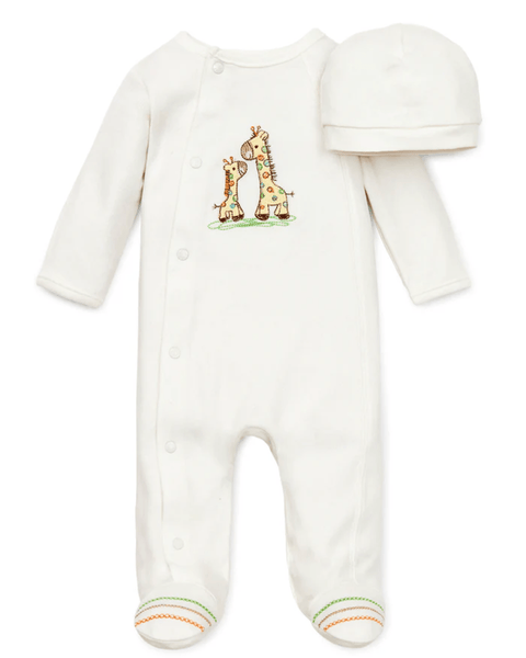 Pijama bebé Little Me con gorro blanco y estampado de jirafas, cómoda y suave para niño o niña.