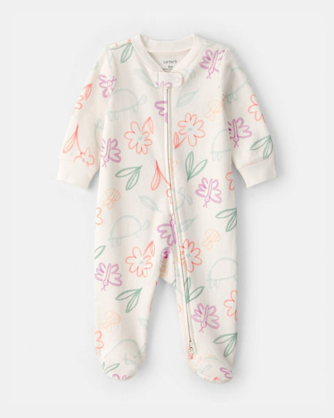 Pijama Carter's de algodón para bebé niña con pies, estampado floral y animalitos en tonos pastel.