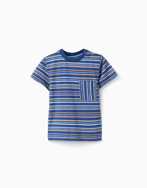 Playera Zippy de bebé azul oscuro con rayas horizontales multicolor y bolsillo funcional.