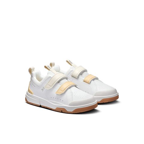 Zapatos On Roger Kids blancos y marfil para niños, estilo casual con cierres de velcro.