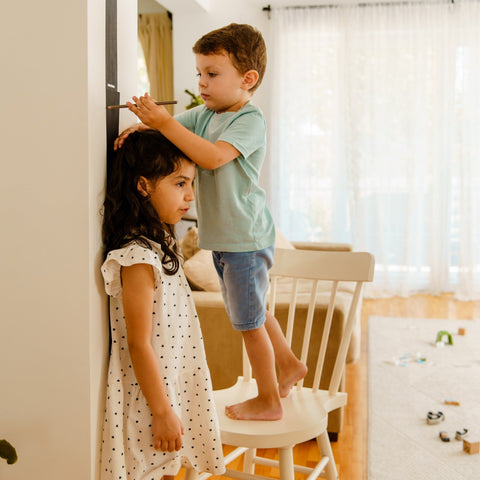 ¿Sabes cómo es el proceso del desarrollo motor de los niños entre 2 y 4 años? - Kinder Guatemala