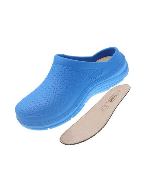 Caja de zapatos tipo Clog Beppi, celestes.