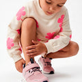 Zapatos deportivos On Cloud Play rosa ideales para uso diario. - Kinder Guatemala - Zapatos deportivos