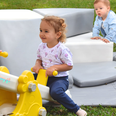 Conjunto de 3 piezas Kinder: Pantalón, Body manga corta y chaqueta diseño de globos rosado, niña