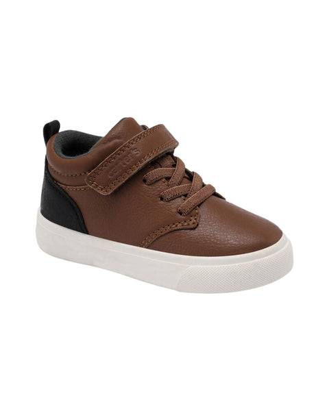 Zapato Carters Casual con cincho de velcro y cintas color café para niño