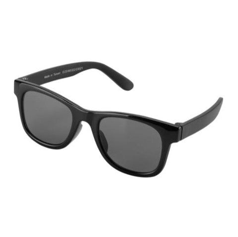Anteojos de sol negros para niño marca Carters, estilo clásico con lentes oscuros. Protección UV.