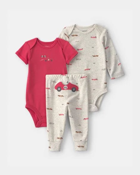 Conjunto de 3 piezas Carter's para bebé niño con diseño de carros de carreras.