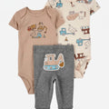 Conjunto Carters 3 piezas: 2 bodys manga corta y pantalon diseño de tractor multicolor para niño - Kinder Guatemala - conjuntos multipiezas 3 - 4 - 6 - 8 - 9
