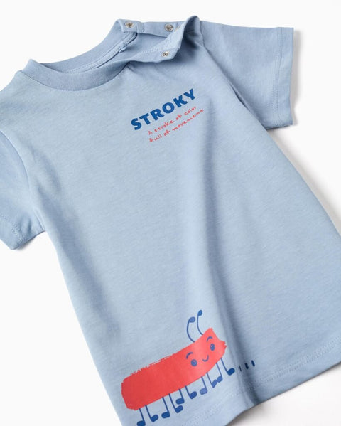 Playera Zippy celeste con estampado de oruga - Kinder Guatemala -