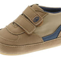 Zapato Beppi en tela, dos broches con velcro para calzar y ajustar fácilmente, suela de goma suave y antideslizante para niño color camel - Kinder Guatemala - Zapatos Casuales