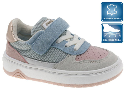 Zapato Casual Beppi, en piel sintética y textil, con refuerzo en la puntera de piel. Sistema de cierre con velcro y elástico para calzar y ajustar fácilmente. Plantilla "Refresh" anti - transpirante. Suela antideslizante de goma con diseño exclusivo. - Kinder Guatemala - Zapatos Casuales