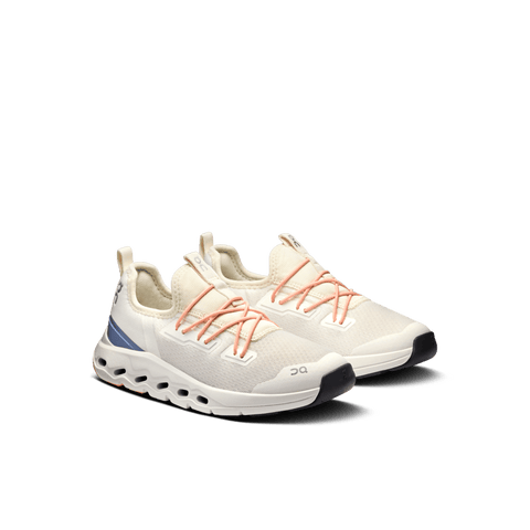 Zapatos deportivos On Cloud Leap grises y cintas color coral, para uso diario. - Kinder Guatemala - Zapatos deportivos