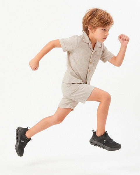 Zapatos deportivos On Cloud Nova Kids color negro eclipse para uso diario. - Kinder Guatemala - Zapatos deportivos